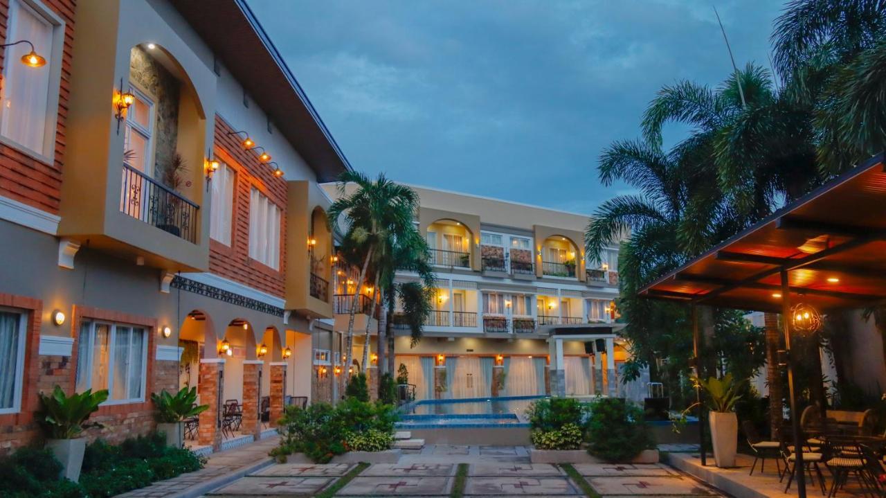 Ragazzi Resort Hotel 纳加 外观 照片