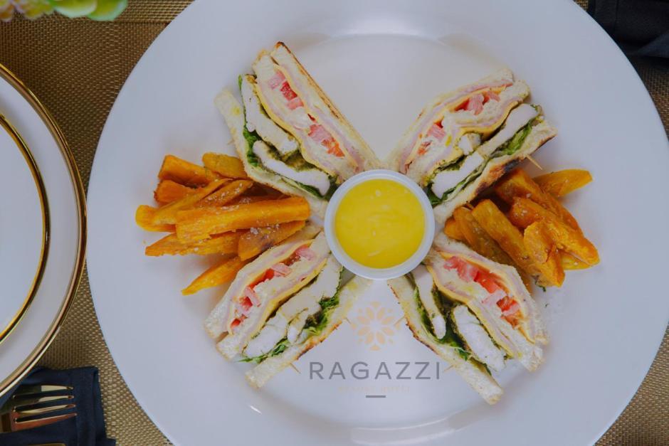 Ragazzi Resort Hotel 纳加 外观 照片